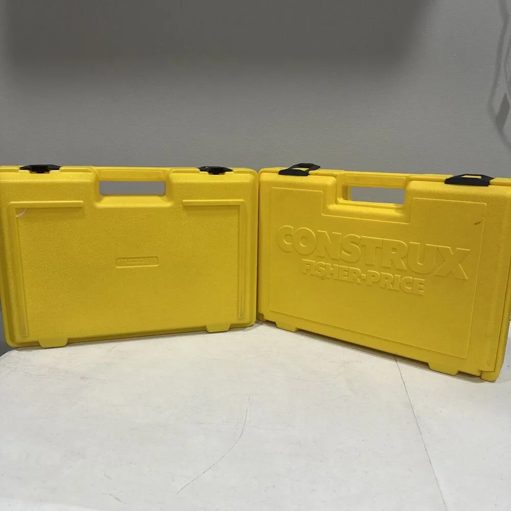 VINTAGE 1983 FISHER PRICE CONSTRUX CREATIVE BUILDING PARTS YELLOW CASE LOT OF 2
